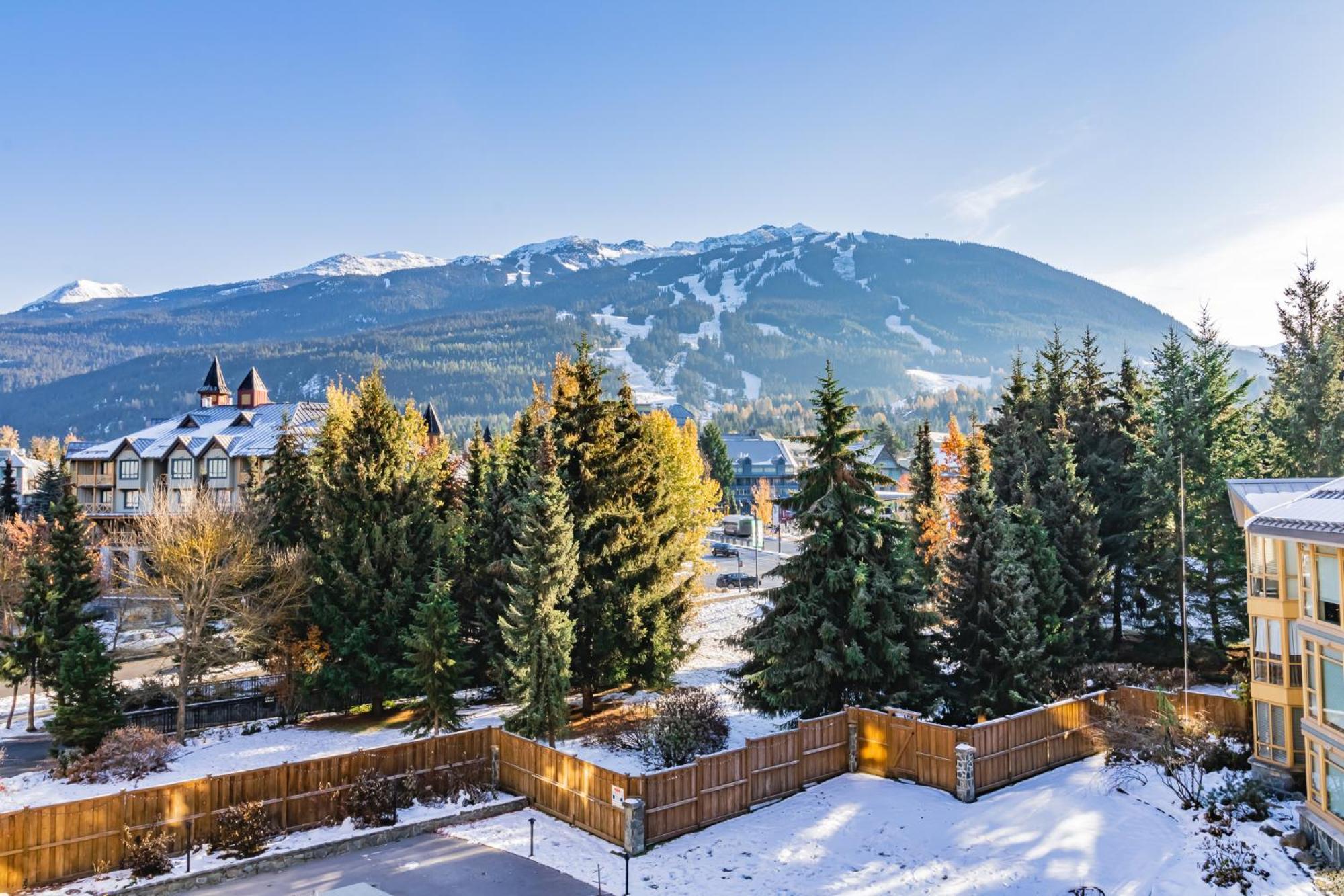 Cascade Lodge By Elevate Vacations Whistler Kültér fotó